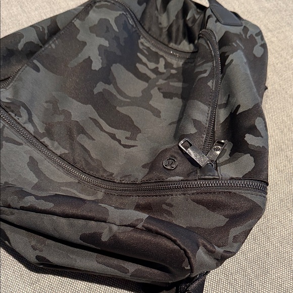 Lululemon Camo Backpack - Picture 3 of 3